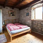 Summerhouse Beram
