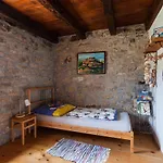 Summerhouse Beram Vakantiehuis *