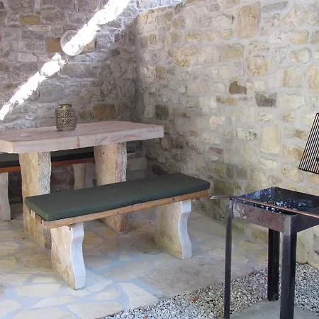 Vikendica Summerhouse Beram Pazin