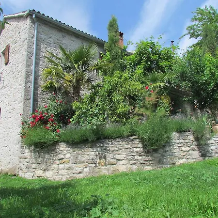 Summerhouse Beram Pazin